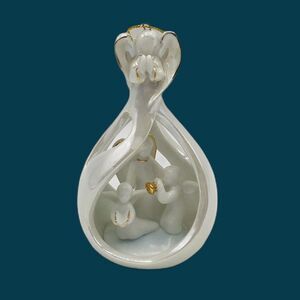 Avon Angel porcelain ornament white gold trim 2005 singing trumpets holiday